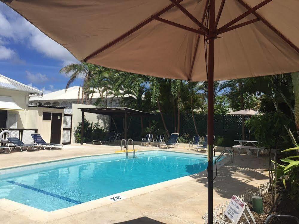 Southern Surf Beach Apartments Rockley Eksteriør bilde